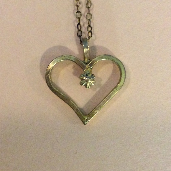 Heart 💙 Necklace - Picture 5 of 7